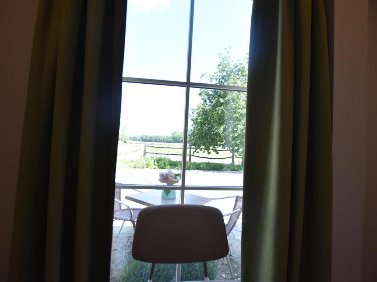 Tasteful Holiday Home In Sijsele Brugge With Garden Veldhoek Экстерьер фото