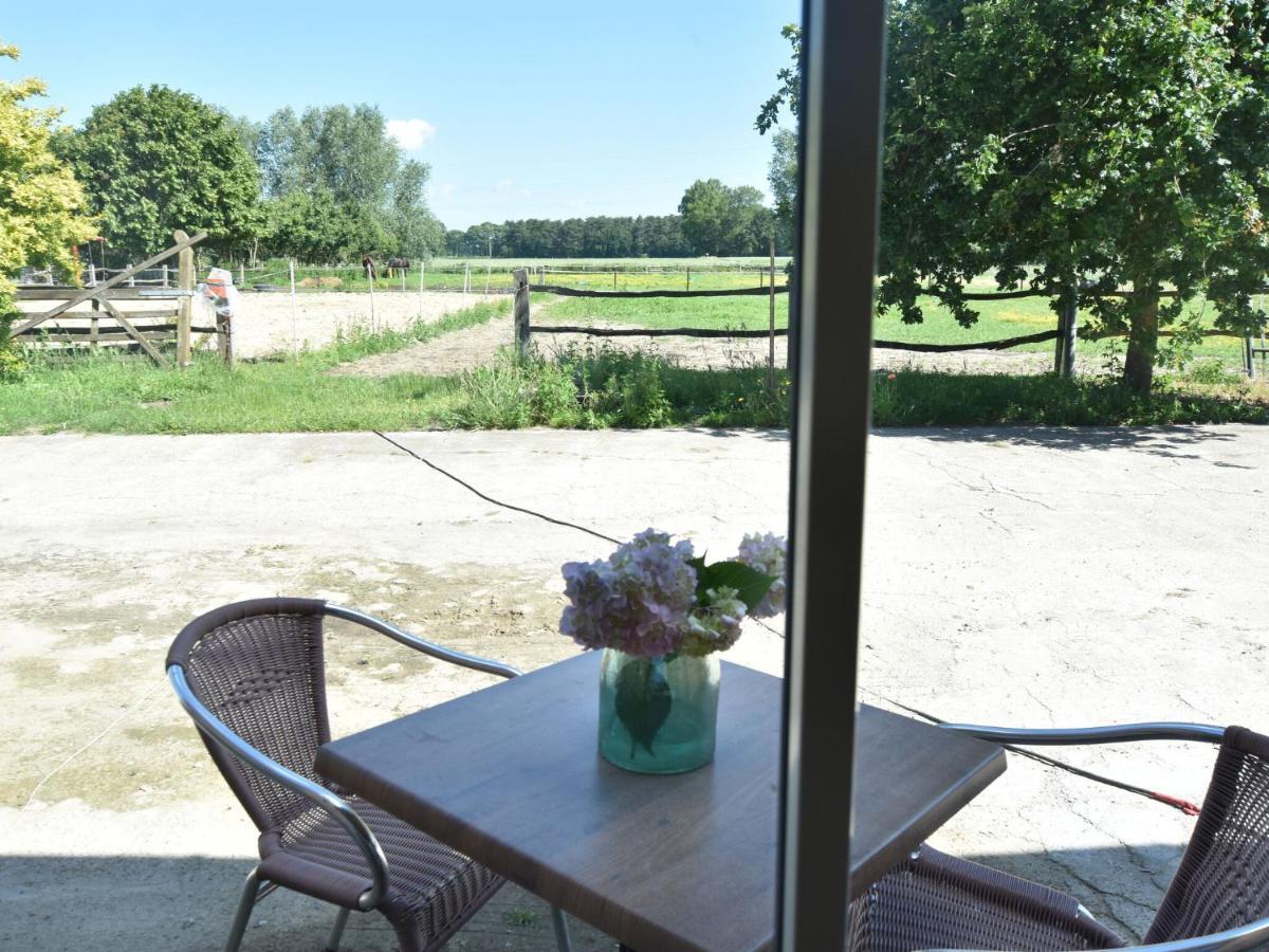 Tasteful Holiday Home In Sijsele Brugge With Garden Veldhoek Экстерьер фото